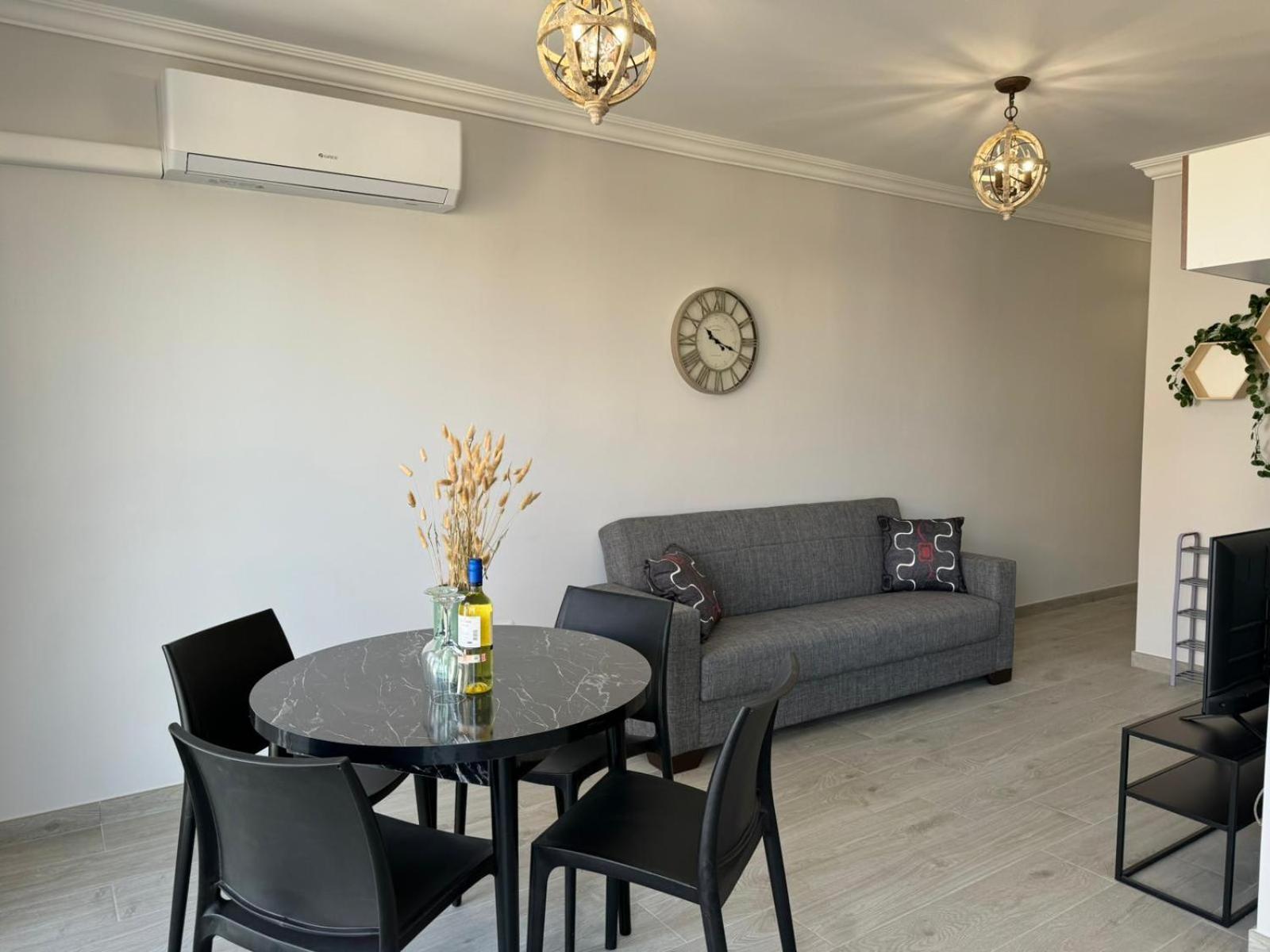 Luxury & Modern Two Bedroom Marsaskala Apartment Exterior photo
