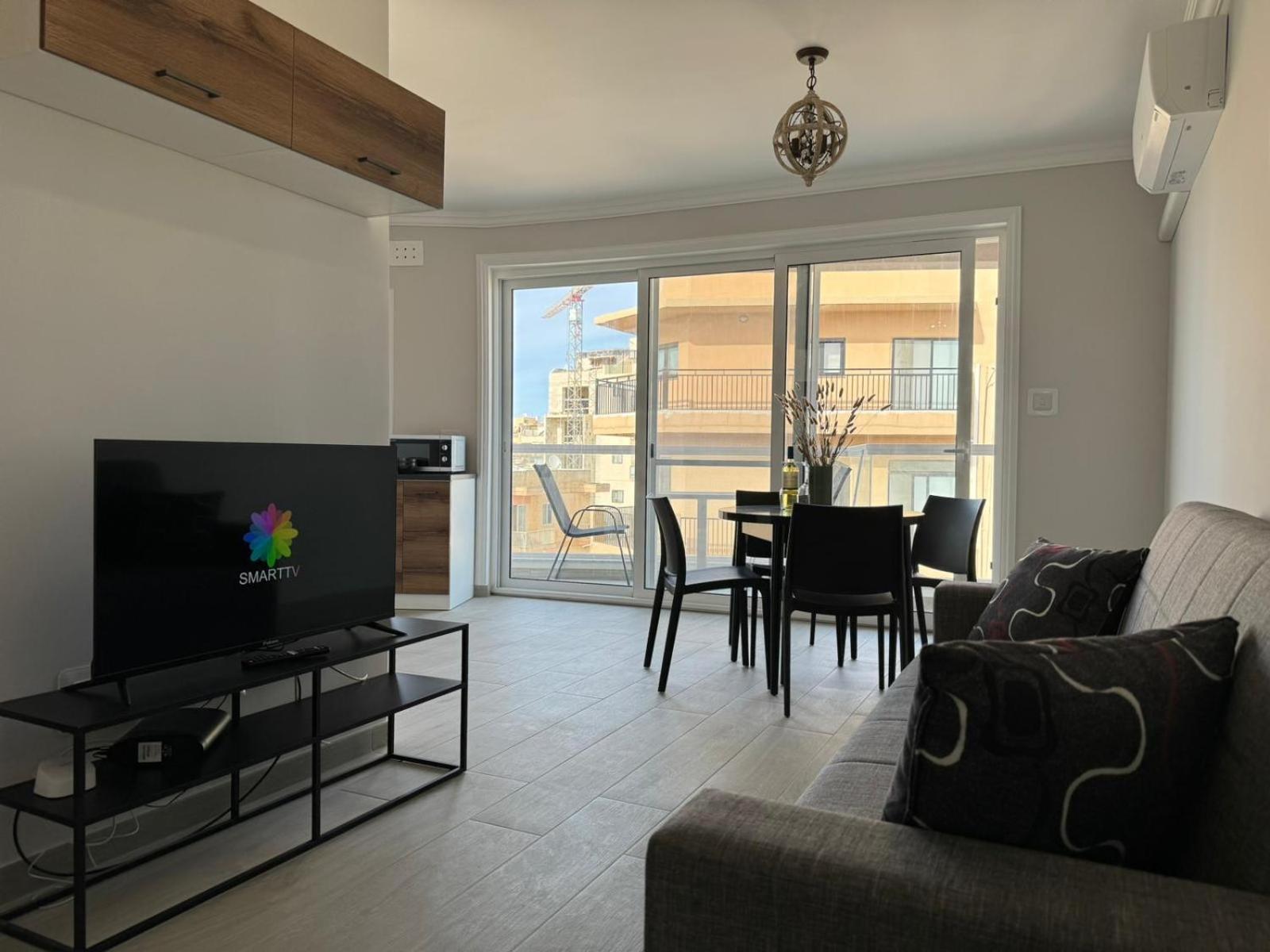 Luxury & Modern Two Bedroom Marsaskala Apartment Exterior photo