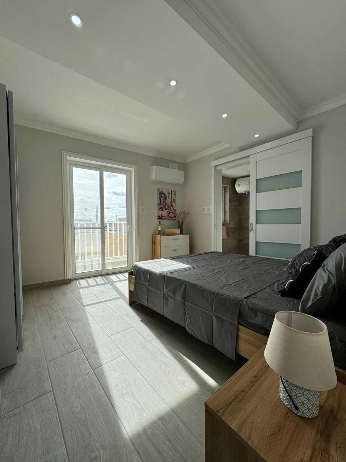 Luxury & Modern Two Bedroom Marsaskala Apartment Exterior photo